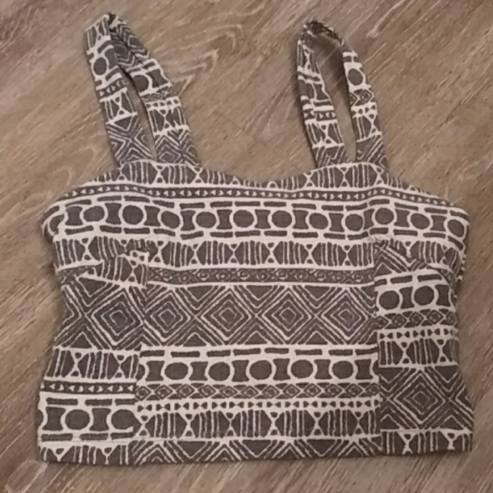 Brandy Melville cage zip up crop top
